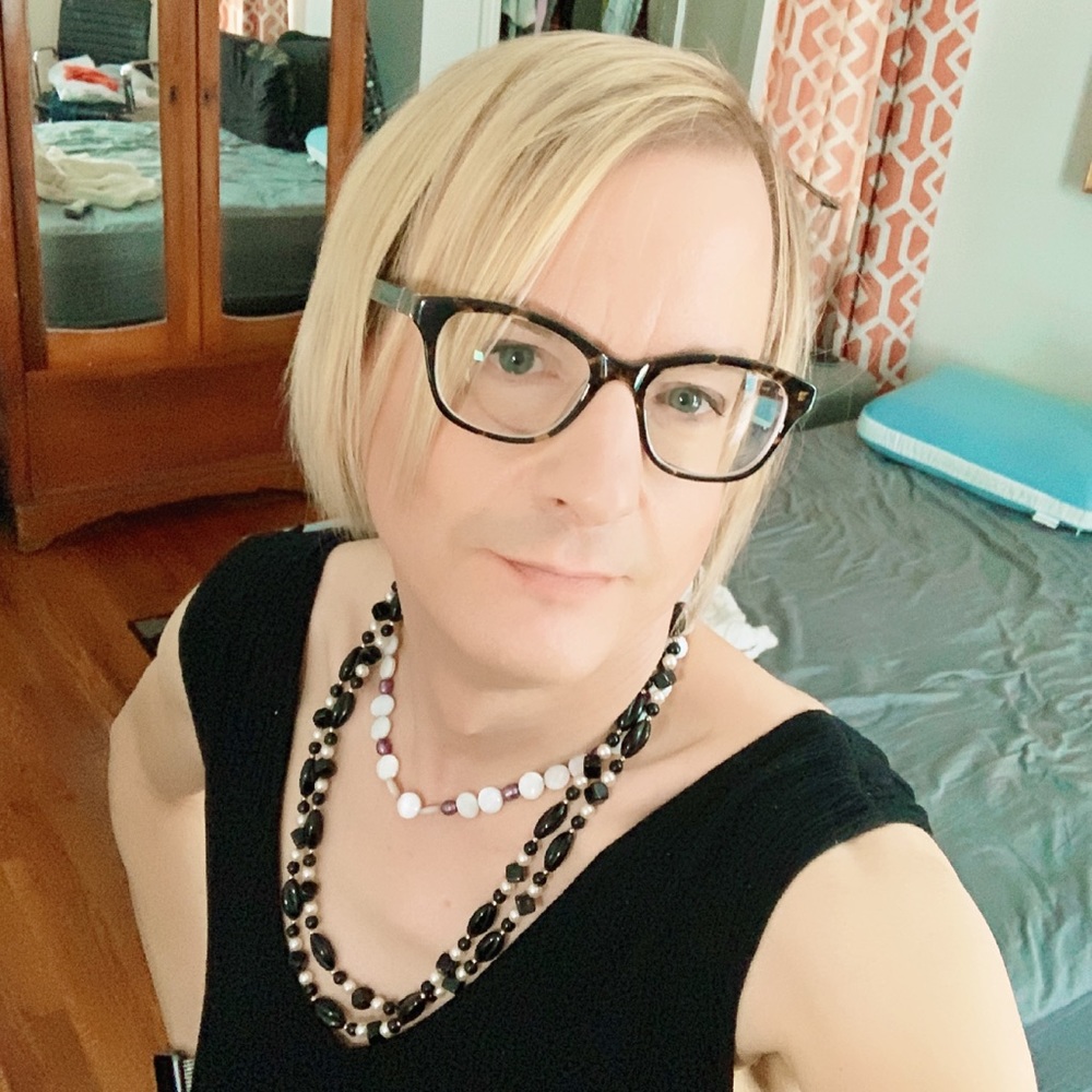 Meet your Posher, Quinn